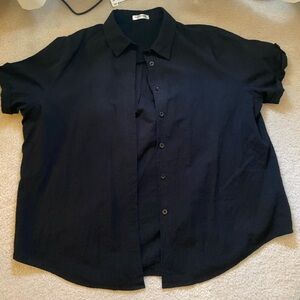 (NWOT) Black short sleeve button-down